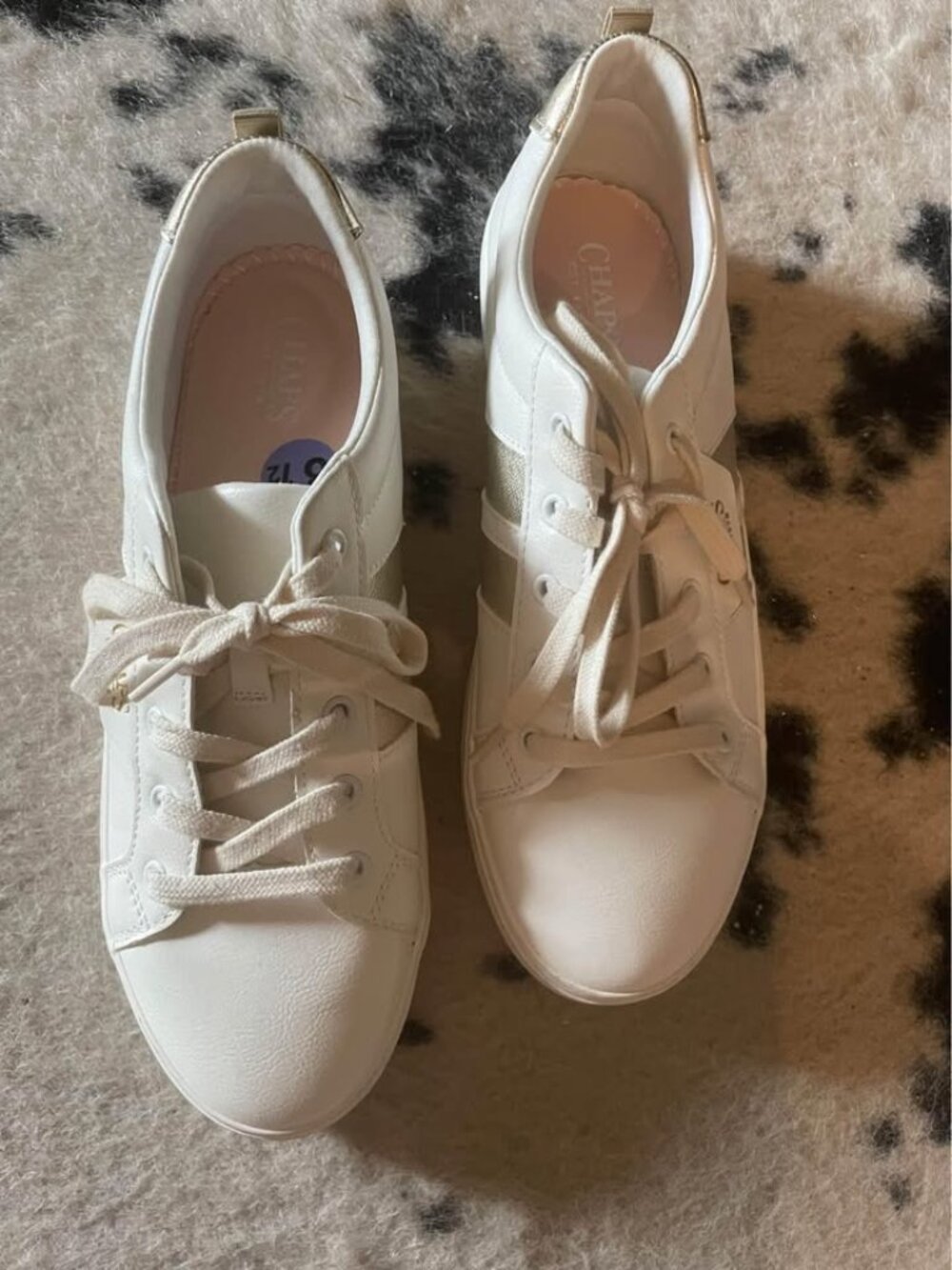 Chaps gold & cream sneaker - 8.5